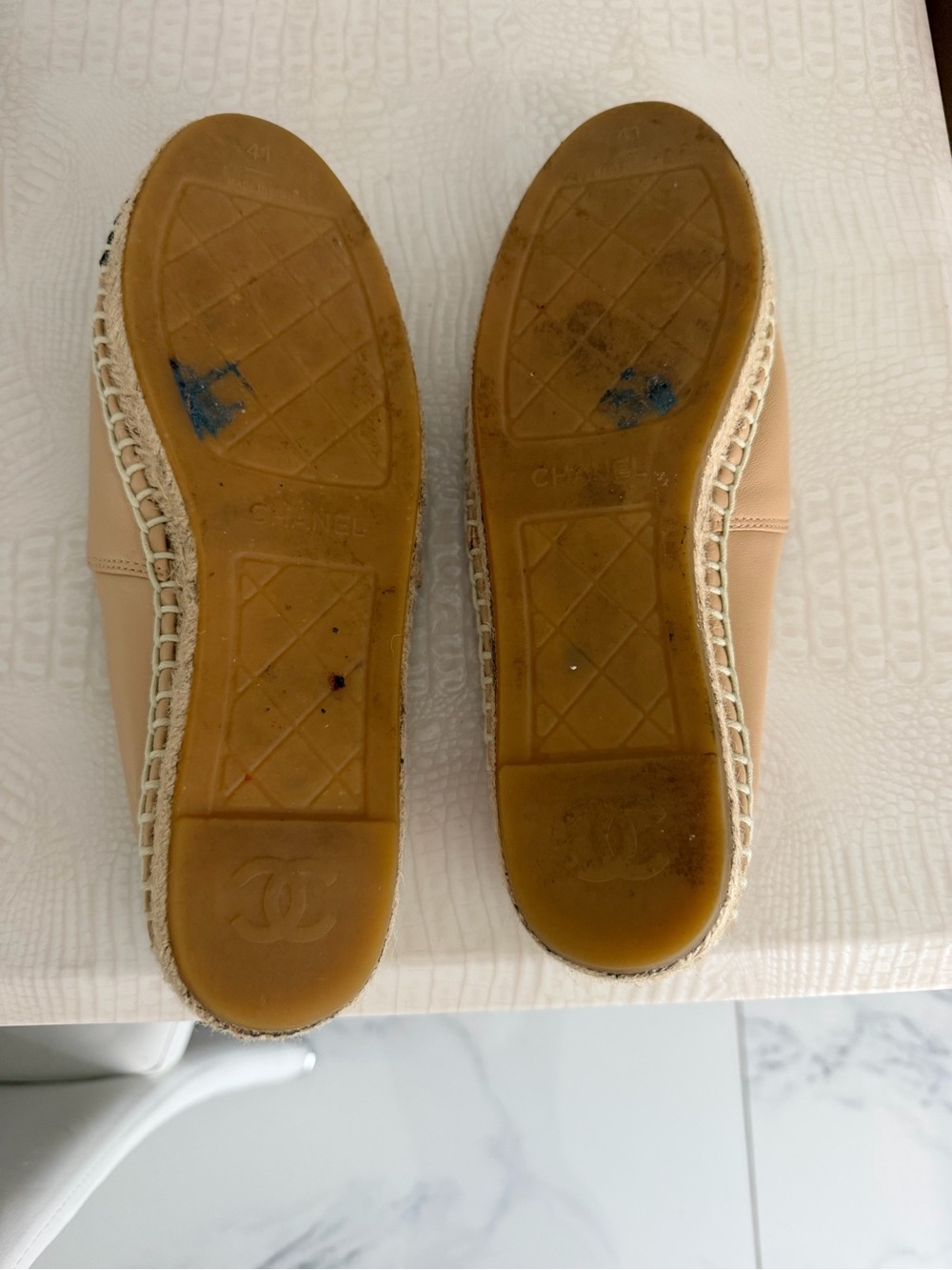 Source Unknown Beige Leather Espadrilles with Black Cap Toe - Picture 2 of 5